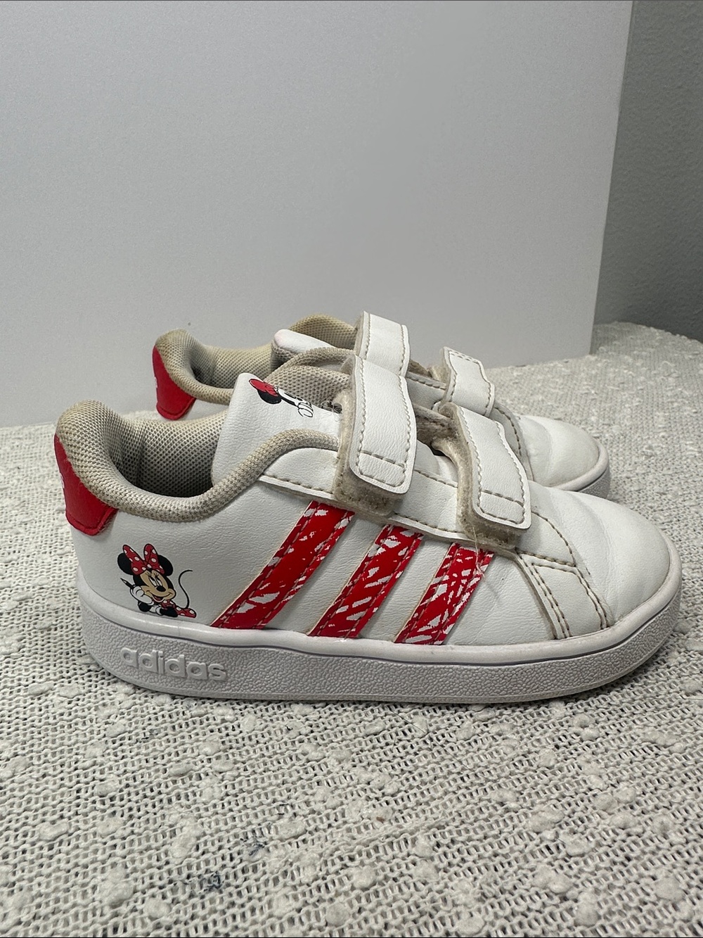 Disney x Adidas Grand Court Minnie Mouse shoes Sneakers Toddler 7